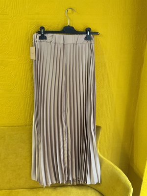 Falda de satén - Imagen 1