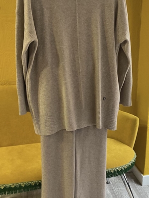 Traje de punto oversize - Imagen 1